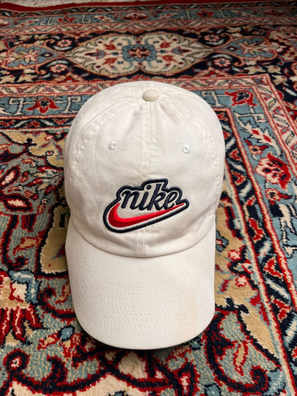 Nike Heritage 86 White Baseball Cap