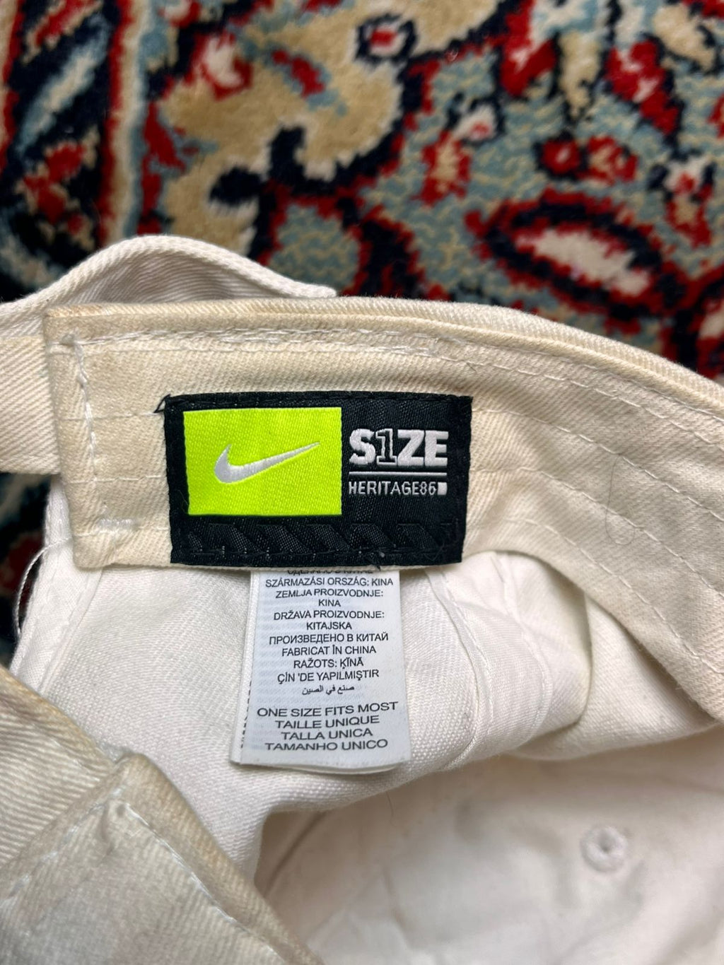 Nike Heritage 86 White Baseball Cap