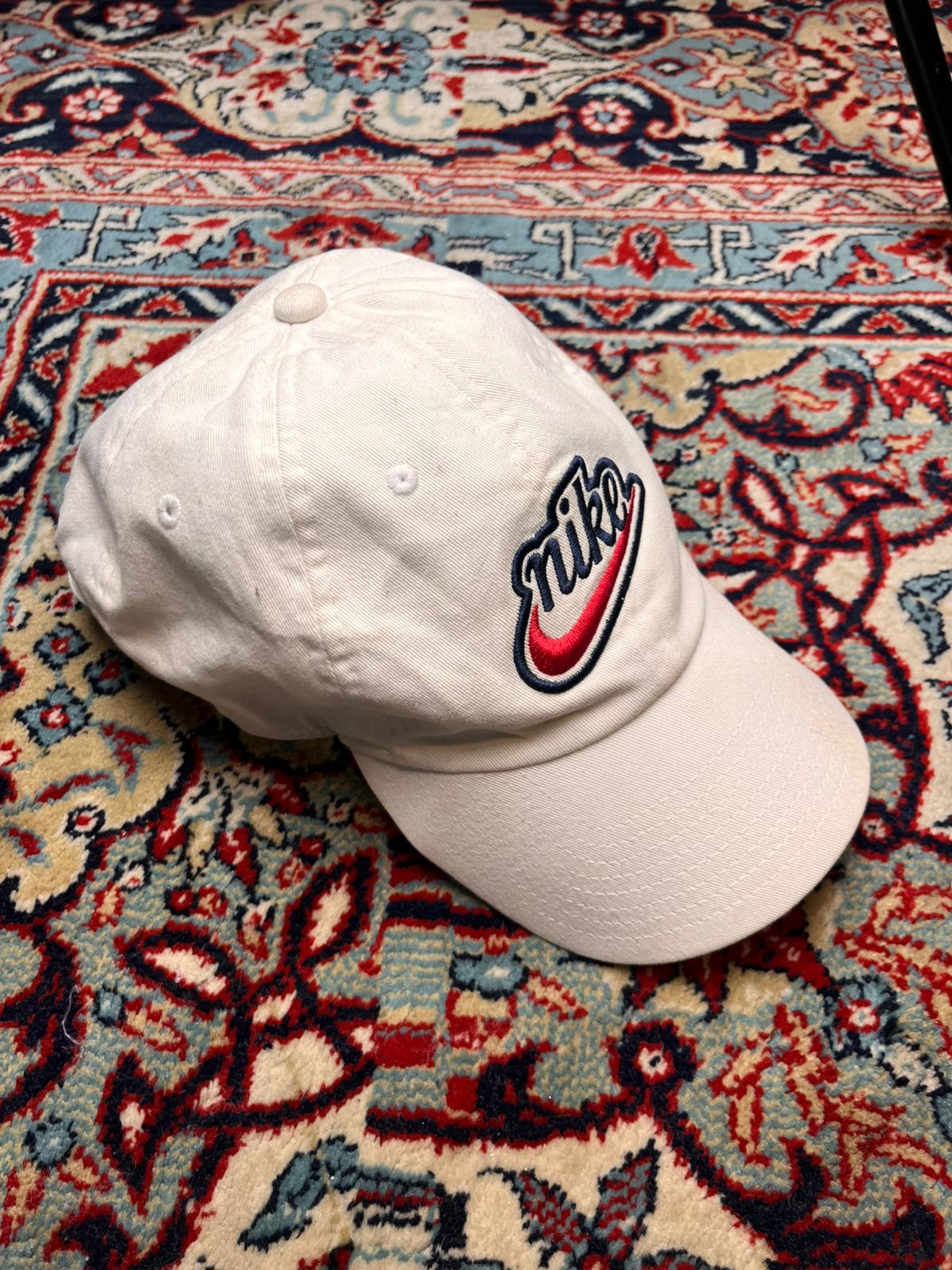 Nike Heritage 86 White Baseball Cap