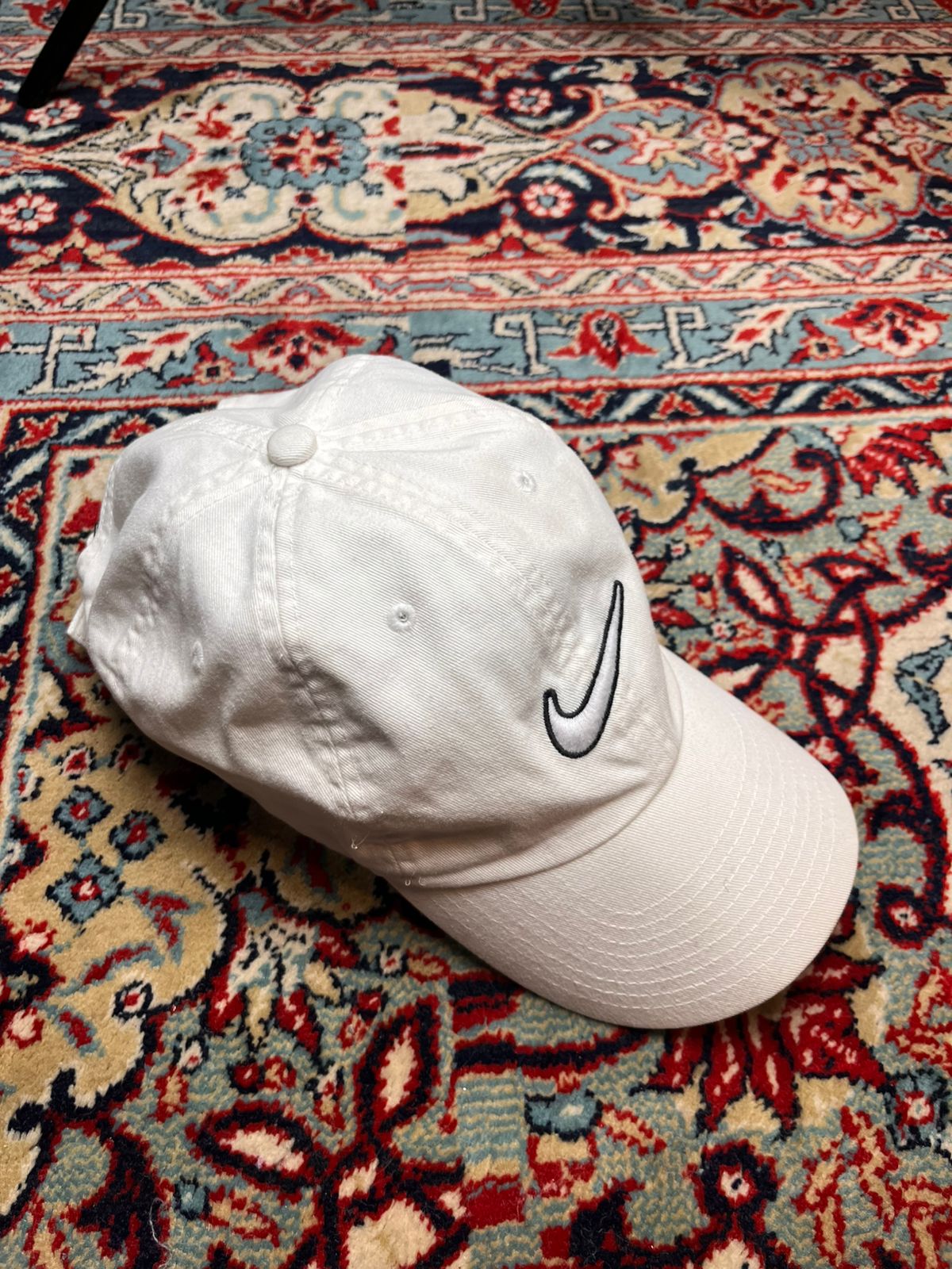 Nike Heritage 86 Swoosh Logo Cap