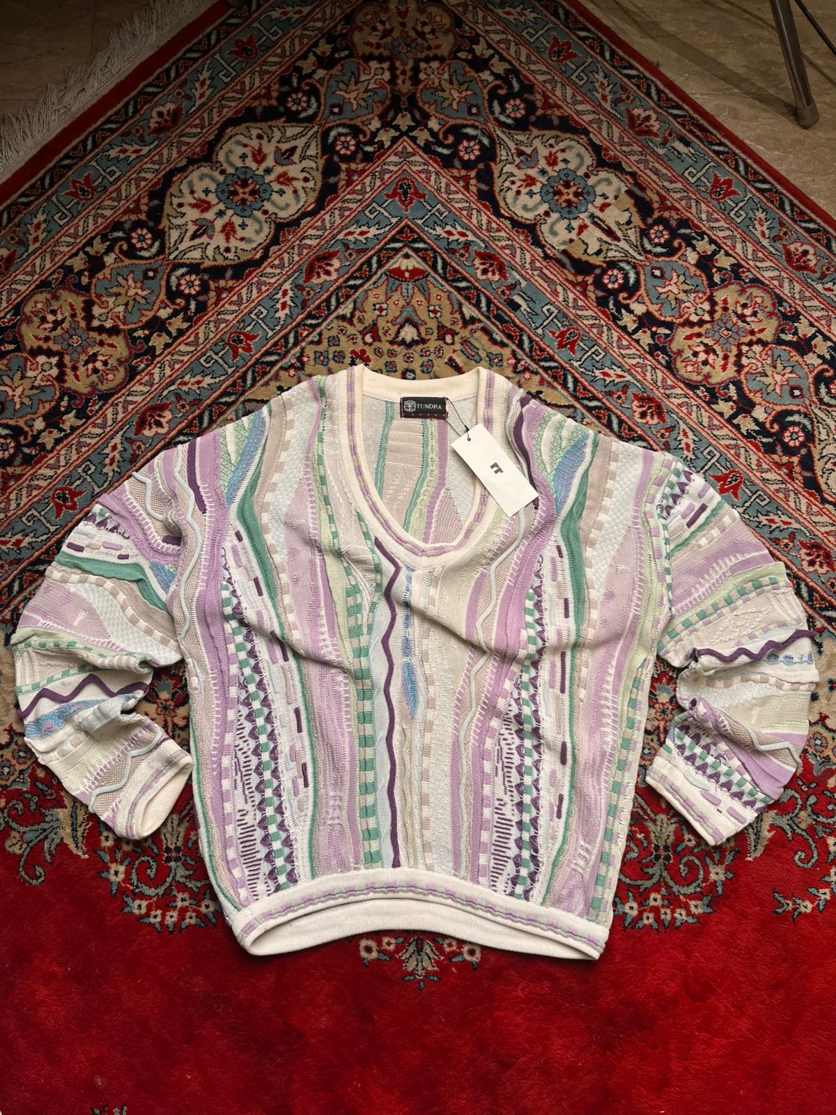 TUNDRA Pastel Abstract Handmade Pure Wool Relaxed Cropped Fit V-Neck Sweater