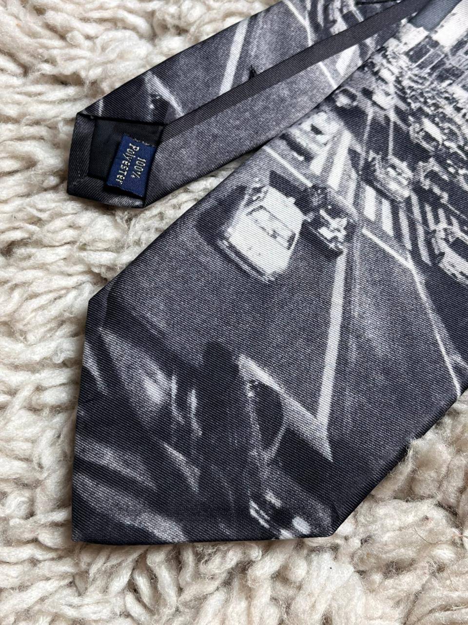 Debenhams Retro Black and White Photographic City Street Scene tie