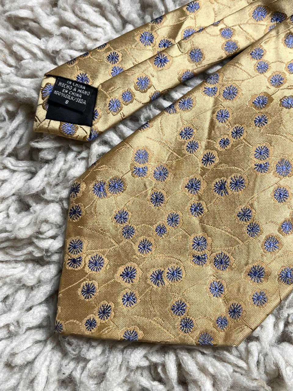 Alfani Gold Yellow Purple Embroidered Floral Daisy Pattern 100% Silk Tie
