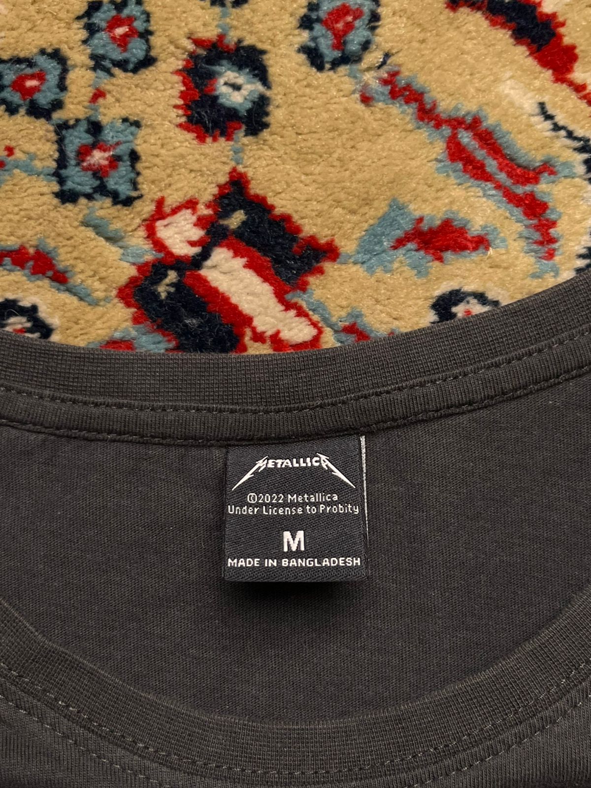 Metallica Charcoal Grey Guitar Graphic Band TEE