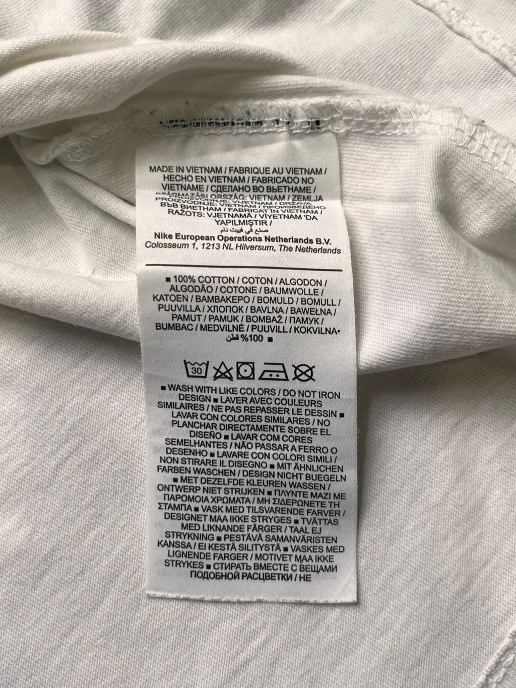 NIKE Worldwide Globe Graphic Cotton TEE