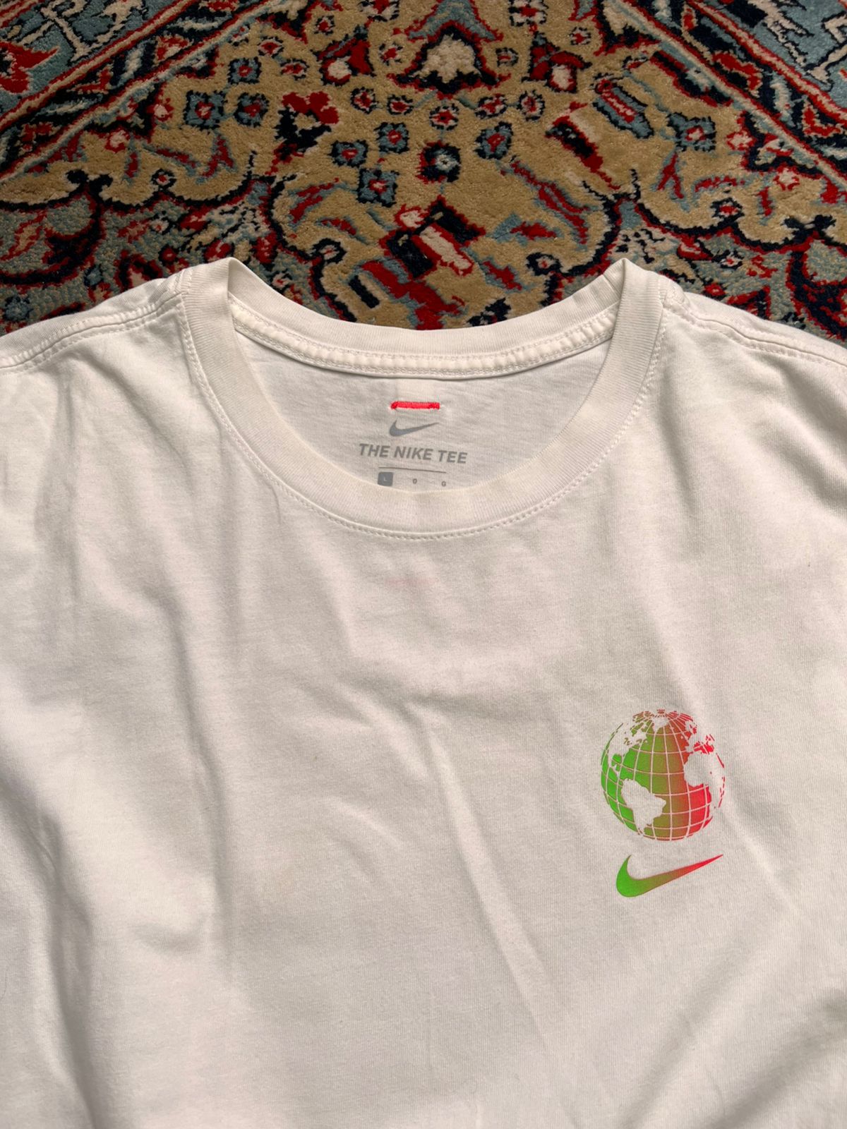 NIKE Worldwide Globe Graphic Cotton TEE