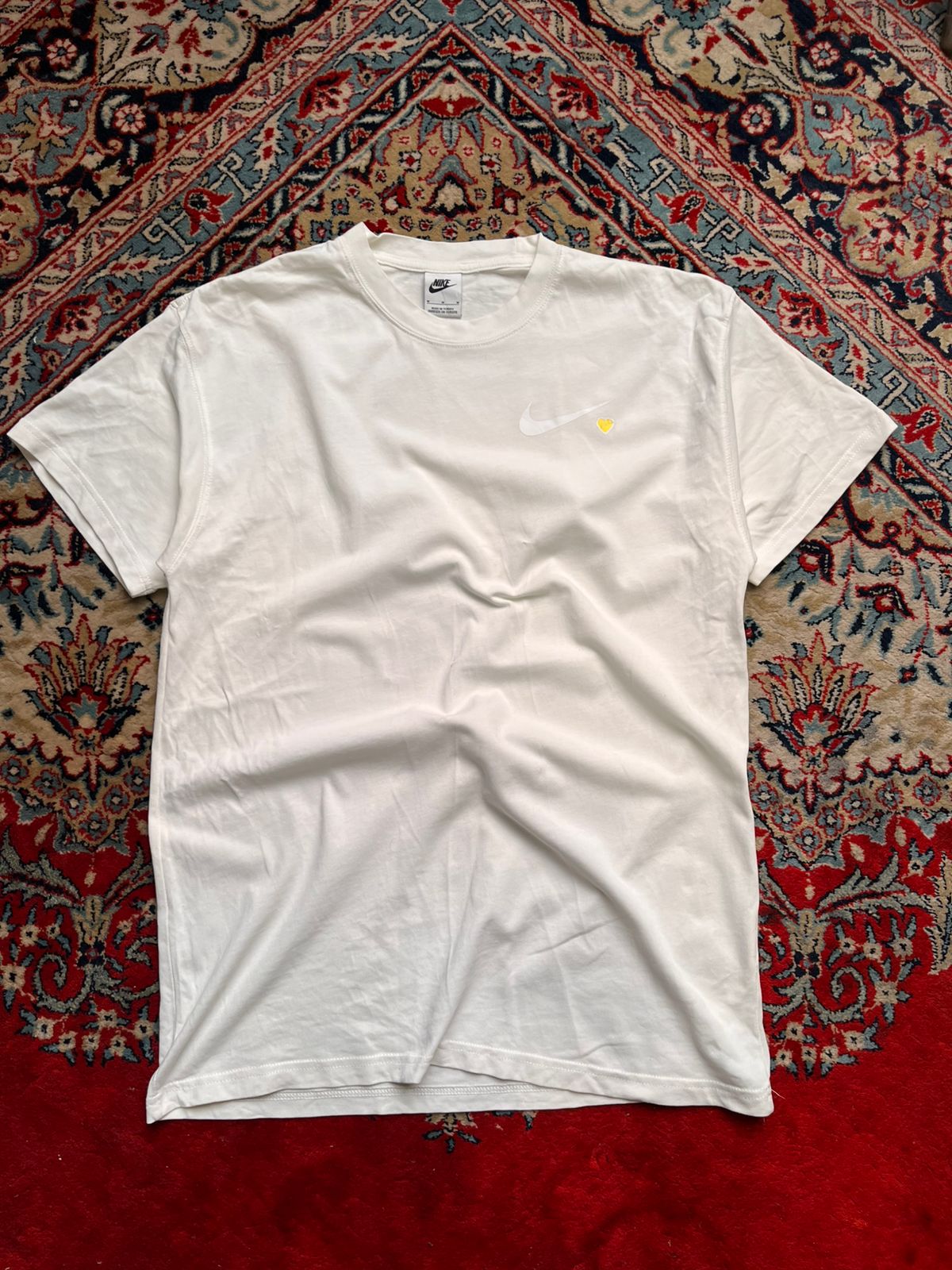 Nike Swoosh Heart Logo White Cotton TEE