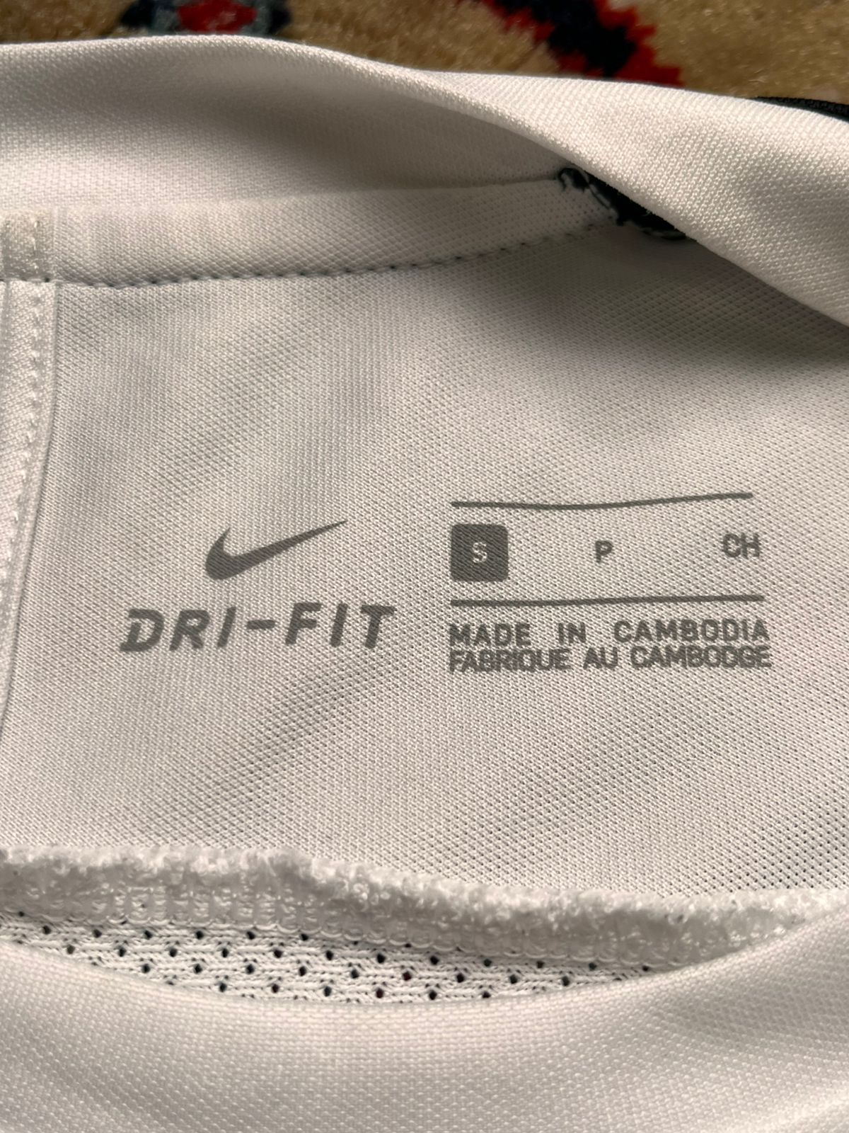 NIKE DRI-FIT TRAINING TOP WHITE BLACK STRIPE TEE