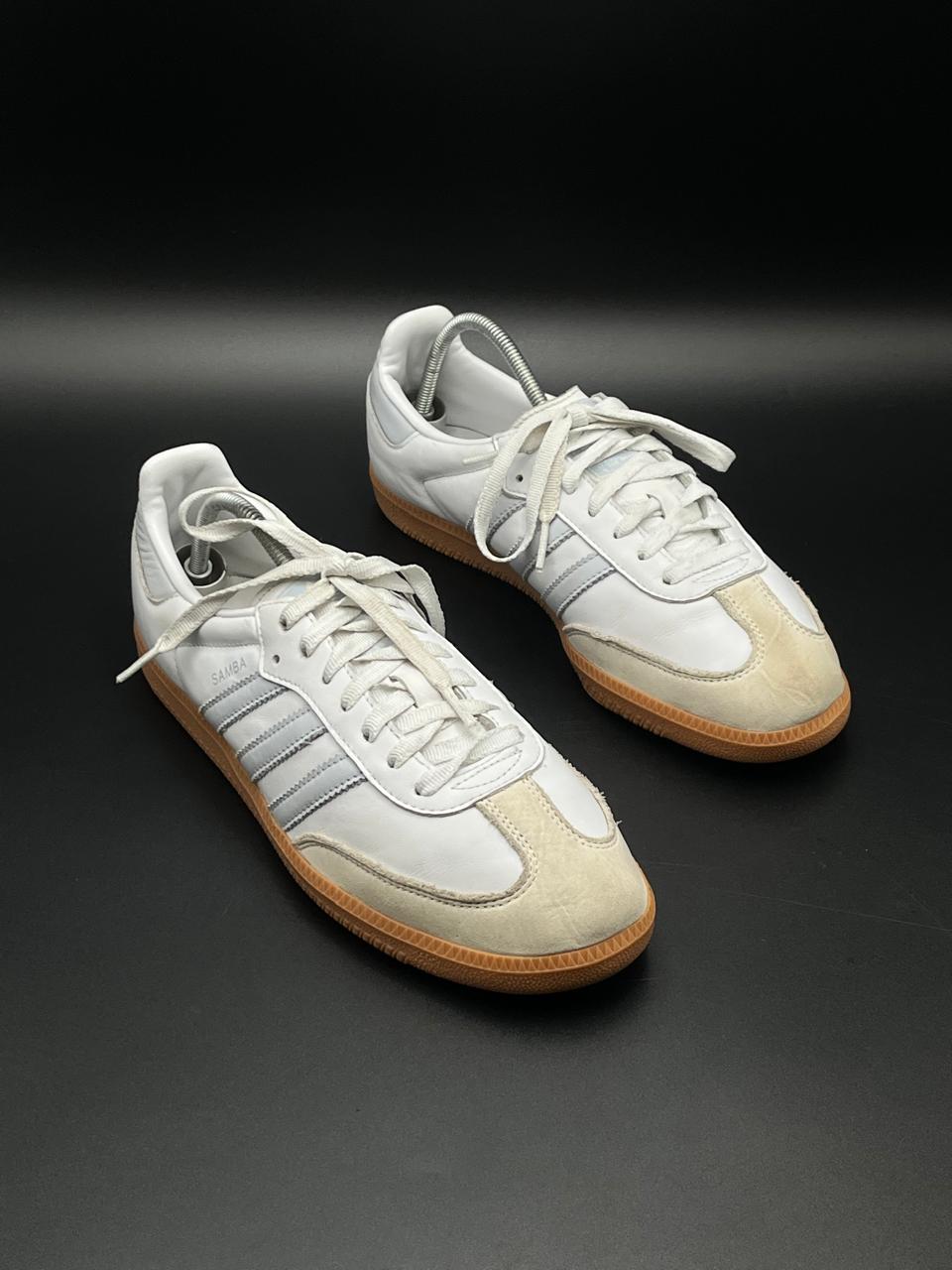 ADIDAS SAMBA WHITE/BLUE GUMSOLE