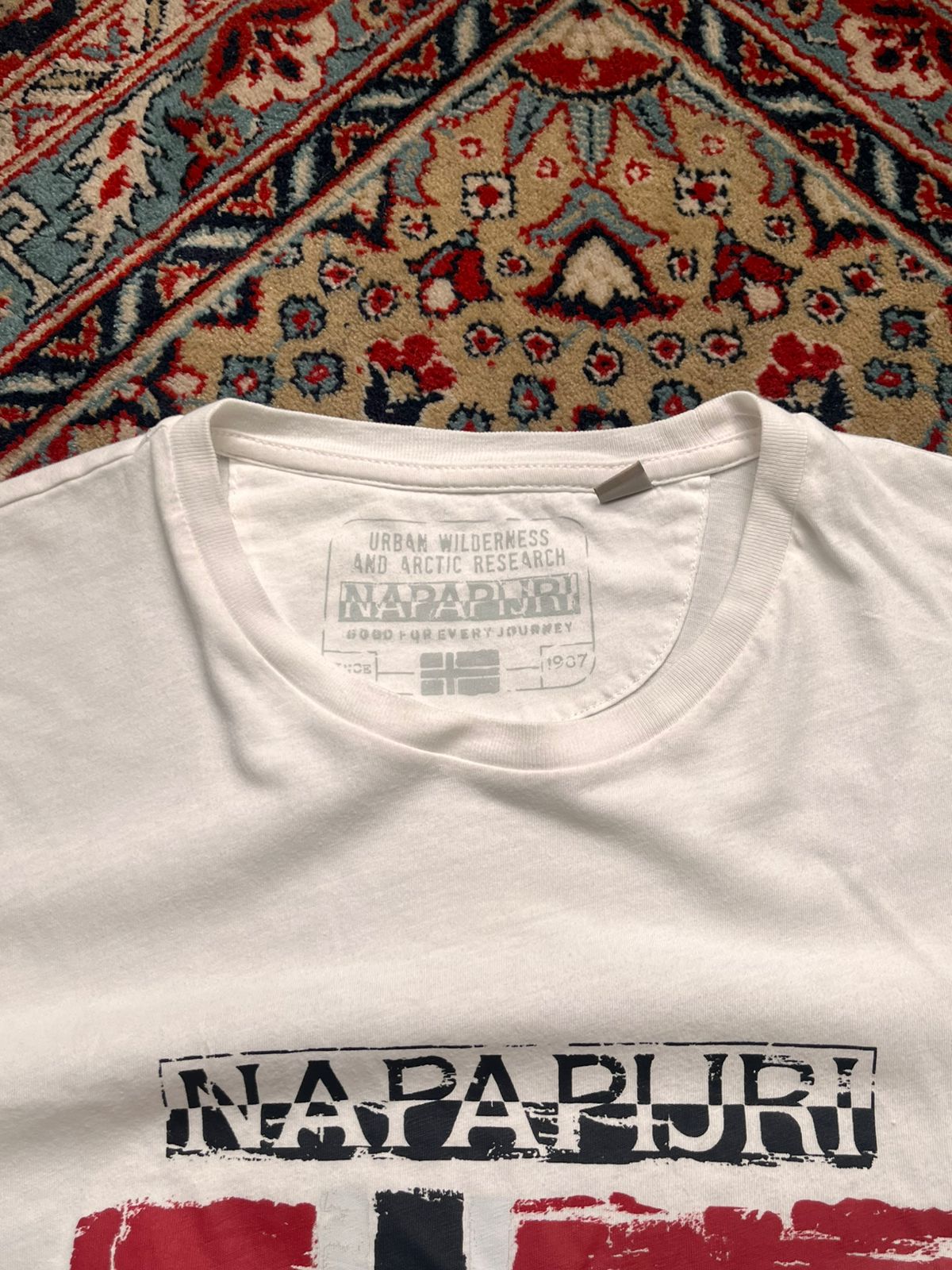 NAPAPIJRI Graphic TEE