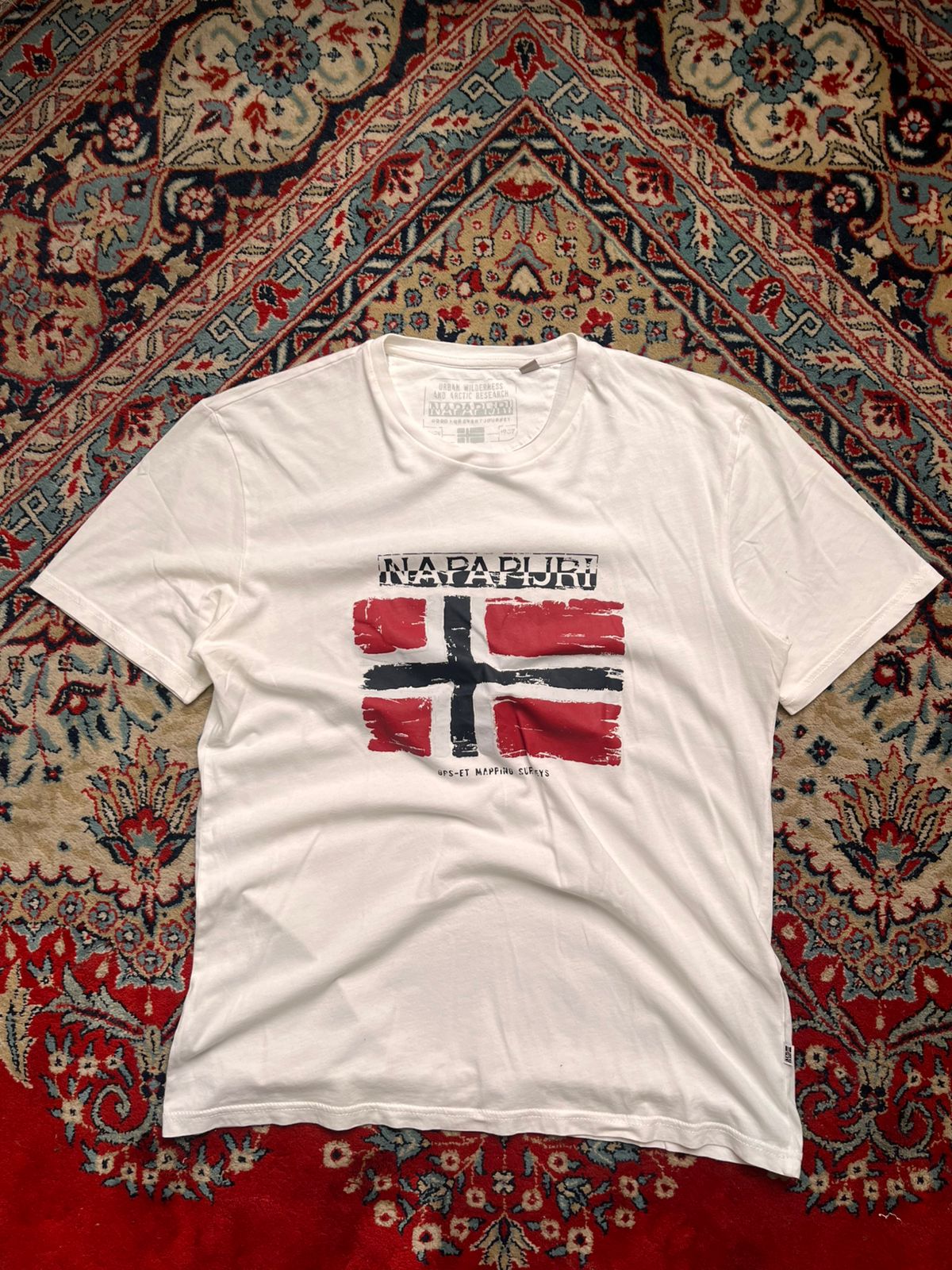 NAPAPIJRI Graphic TEE