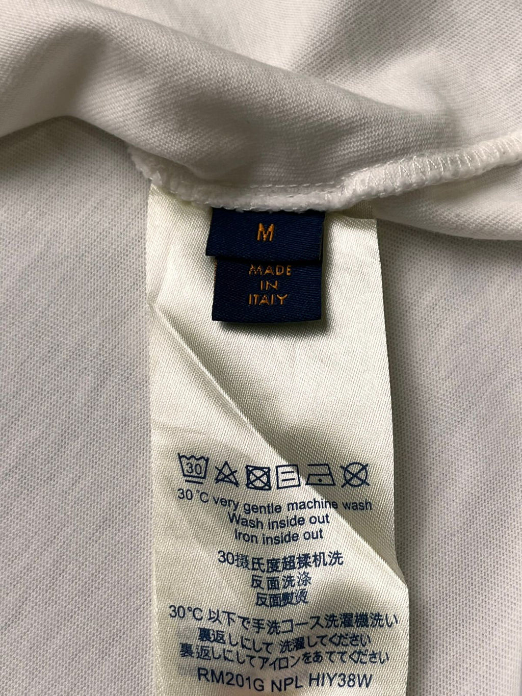 Louis Vuitton EMBROIDERED 'LV' CROPPED TEE
