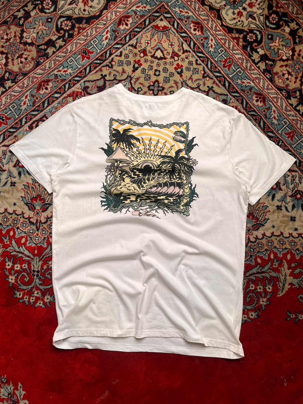 QUIKSILVER Regular Fit Graphic TEE