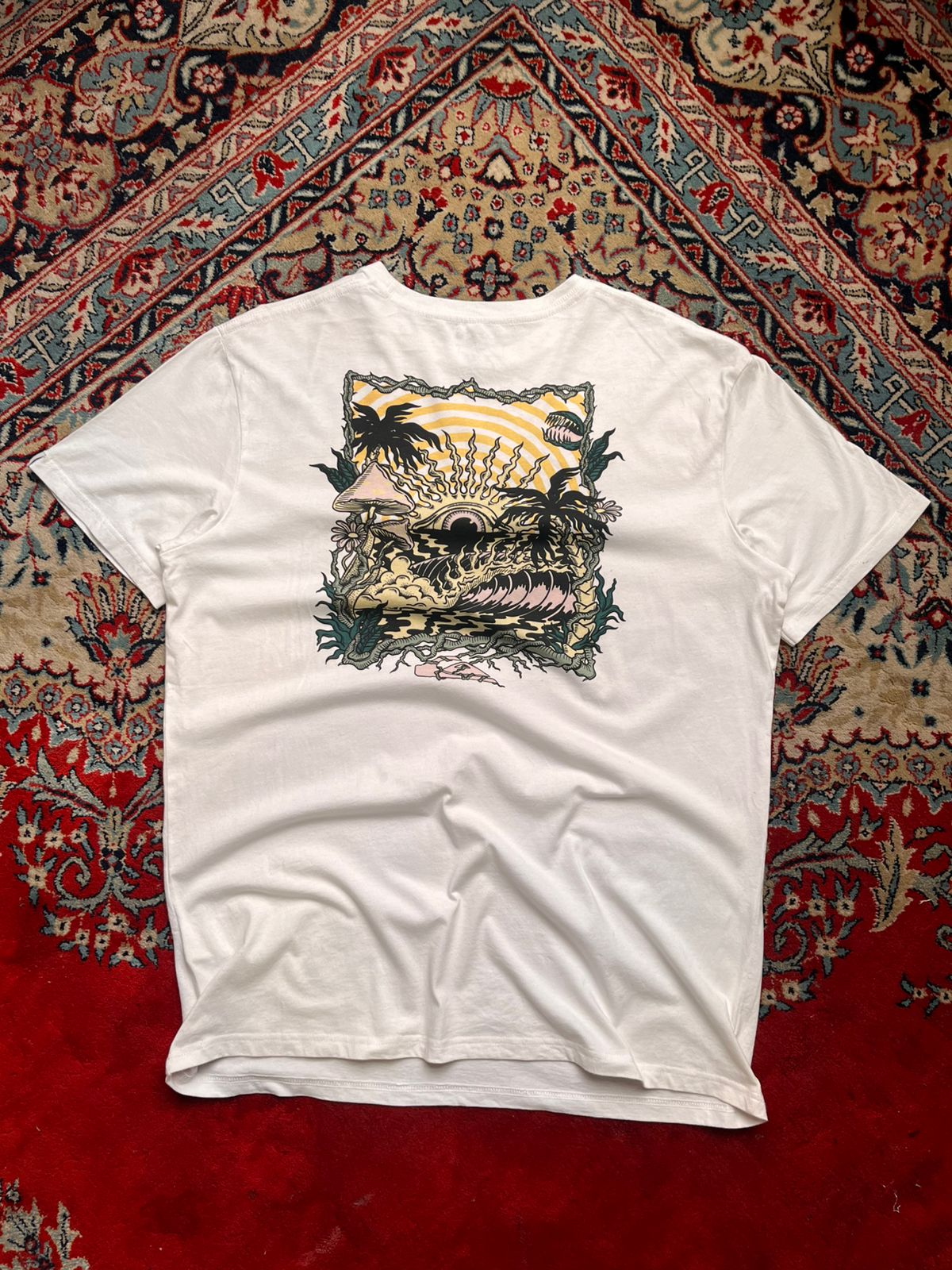 QUIKSILVER Regular Fit Graphic TEE