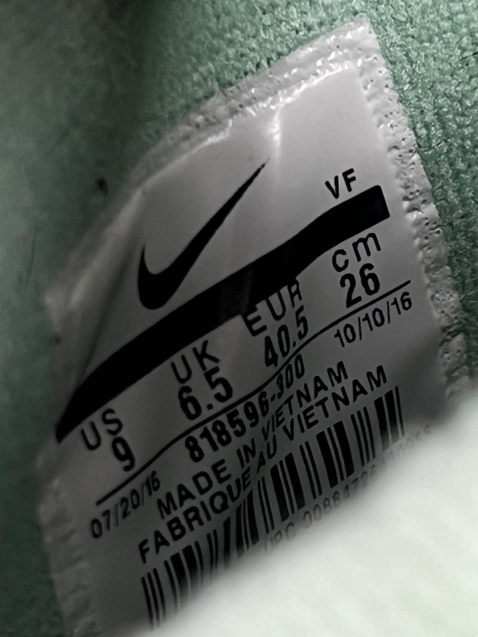 NIKE AIR FORCE 1 MID ENAMEL GREEN