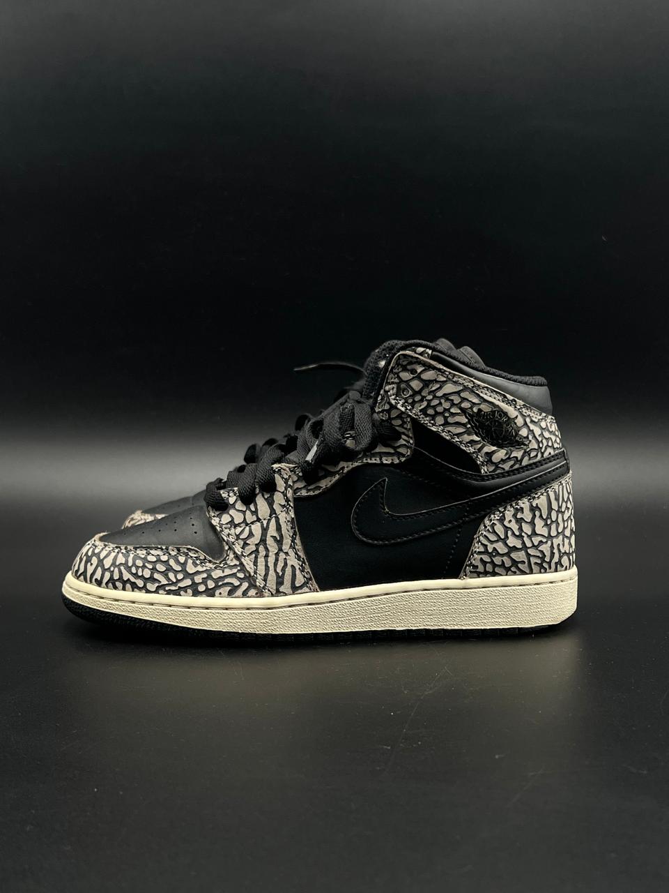 NIKE AIR JORDAN 1 HIGH ELEPHANT