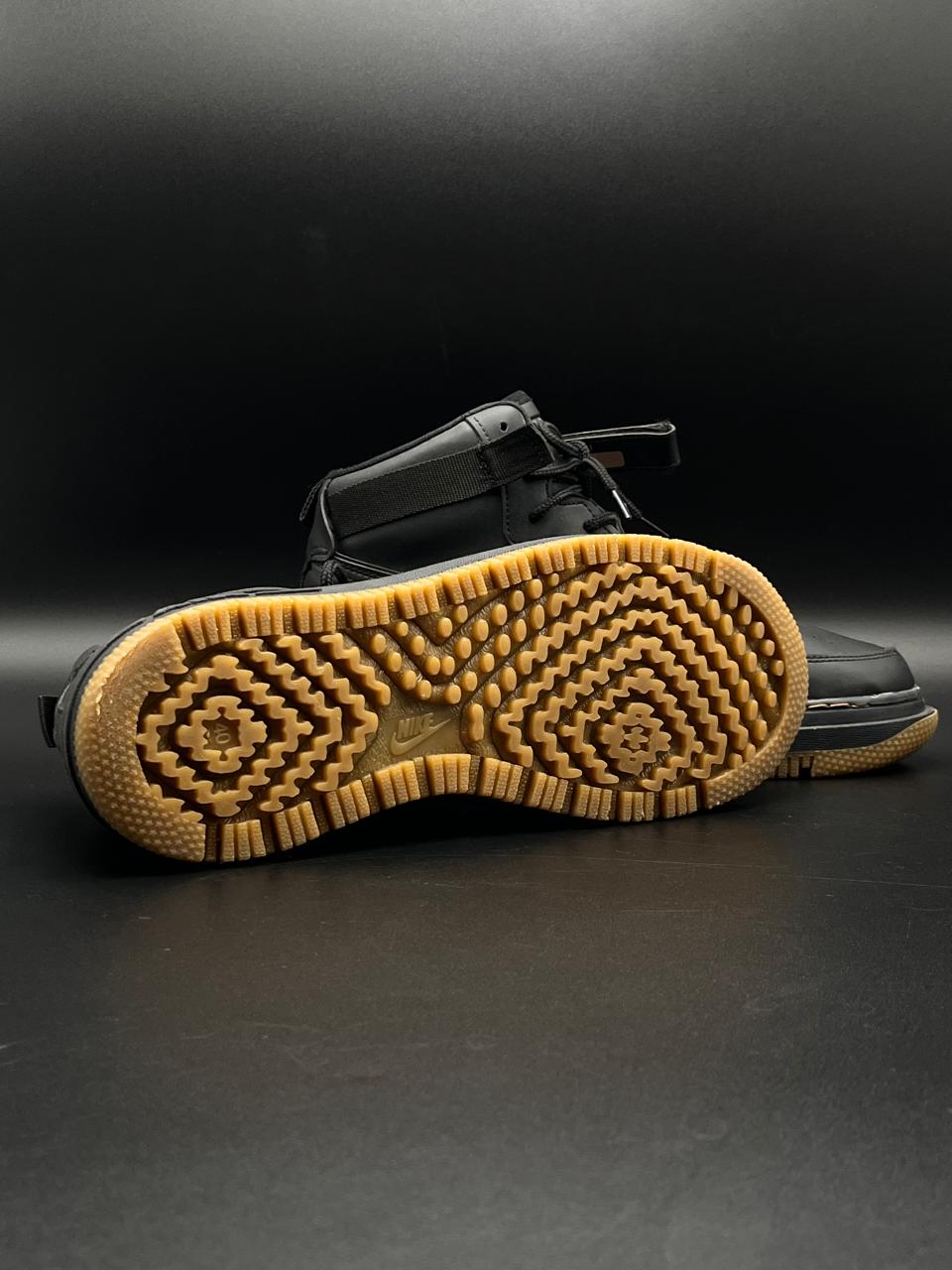 NIKE AIR FORCE 1 UT 2.0