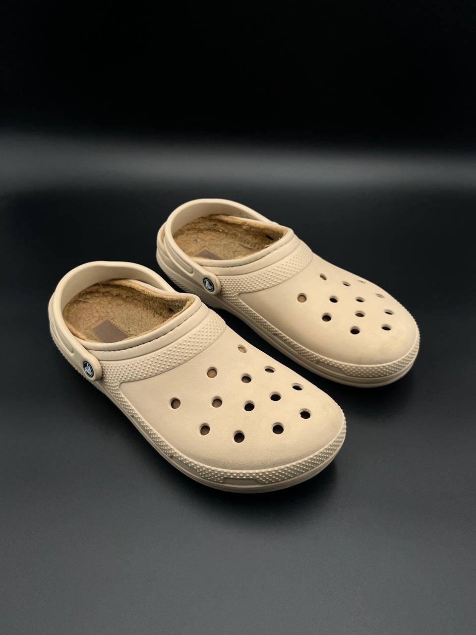 CROCS LIGHT BROWN FAUX FUR