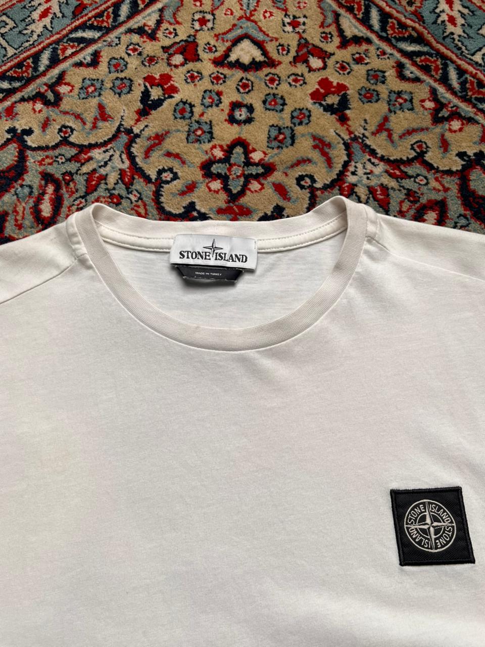 STONE ISLAND White Patch Logo CROPPED FIT TEE