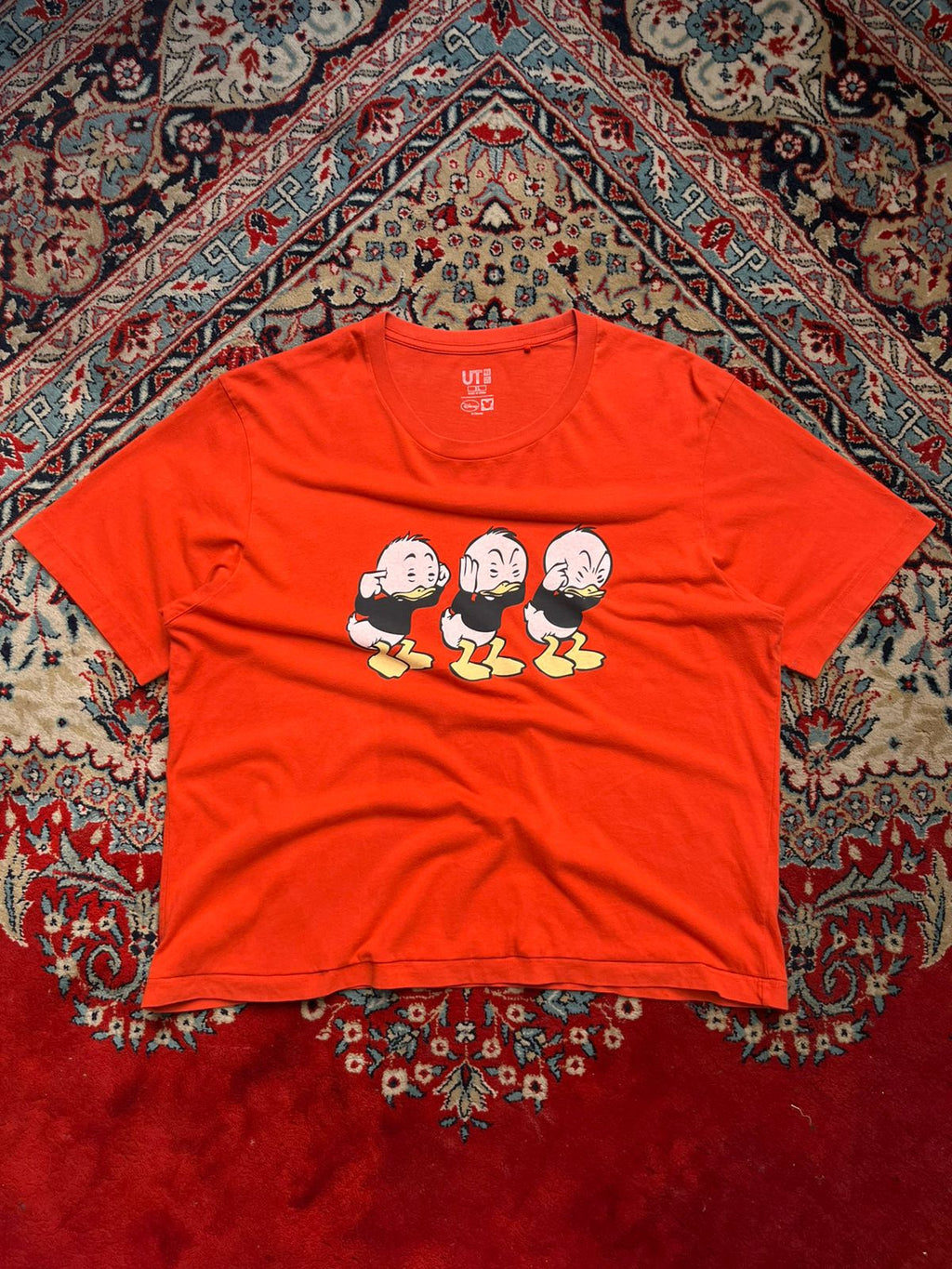 Uniqlo Disney Donald Duck Orange Graphic RELAXED FIT TEE
