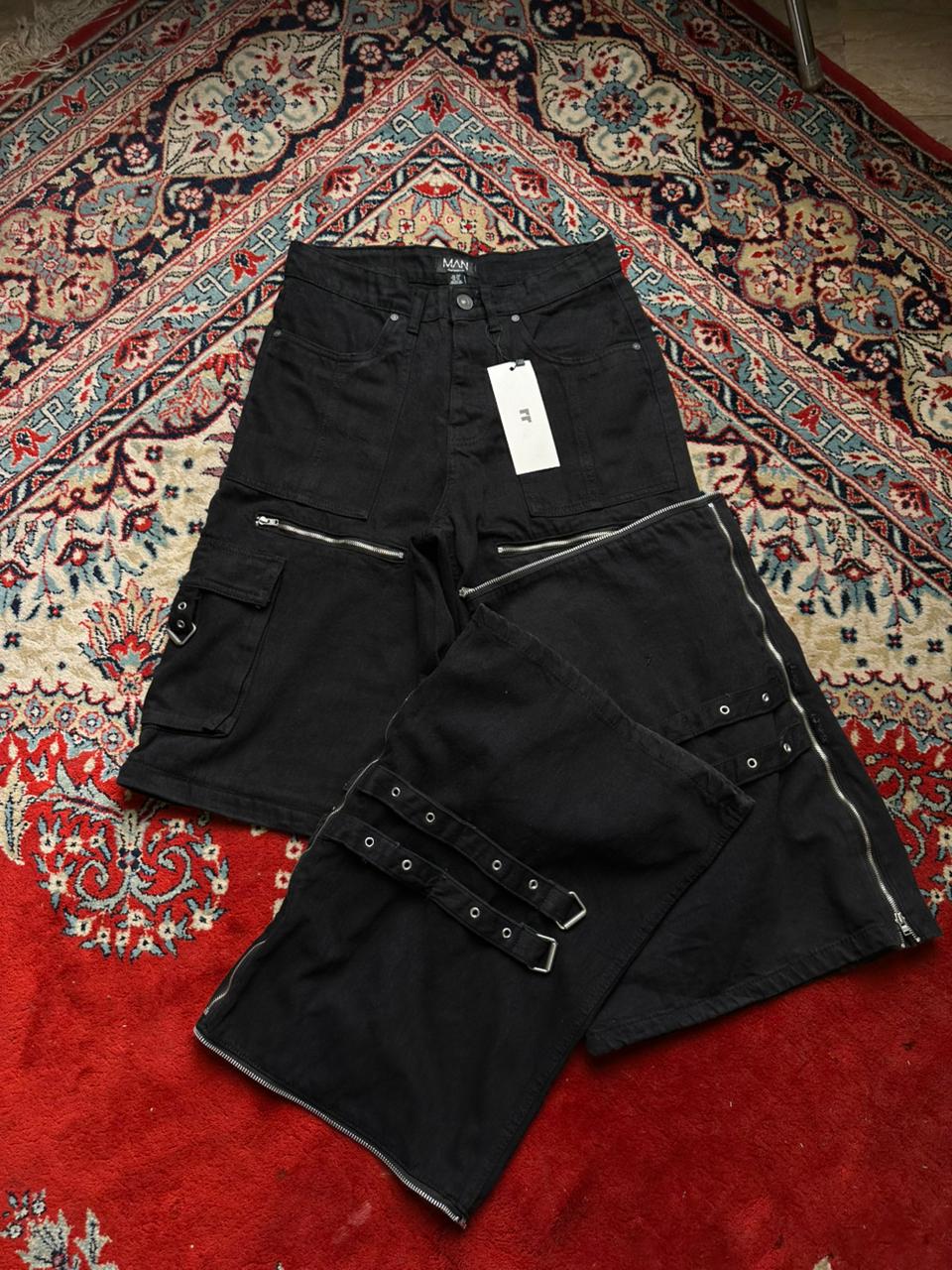 boohooMAN Black Super Baggy Denim Pants( converts to jorts)