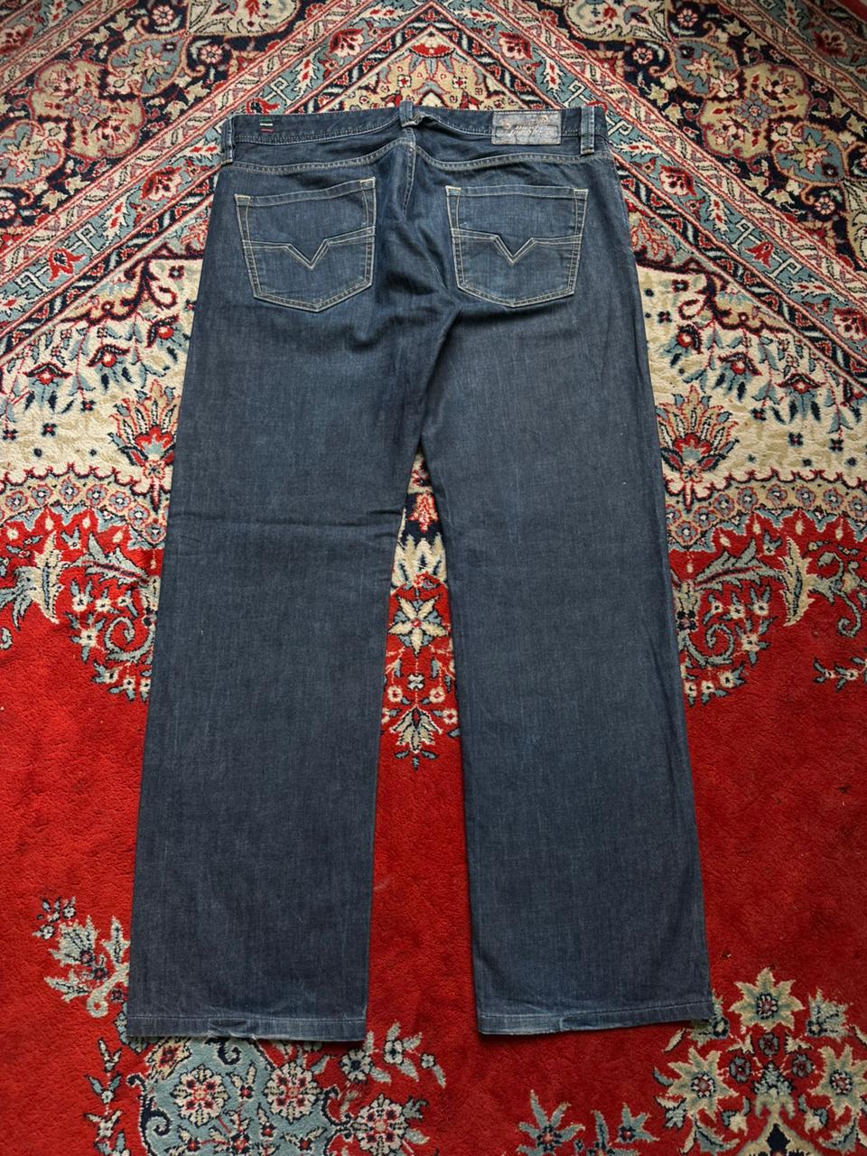 Diesel LARKEE(Straight FIT) Washed Indigo Blue Non-stretchable Denim Jeans