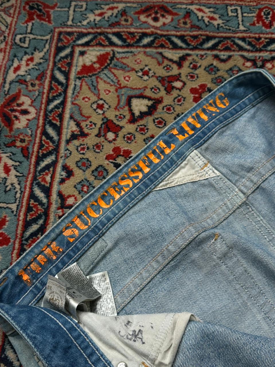 Diesel Thavar STRAIGHT FIT Distressed NON-STRETCHABLE Light Wash Jeans