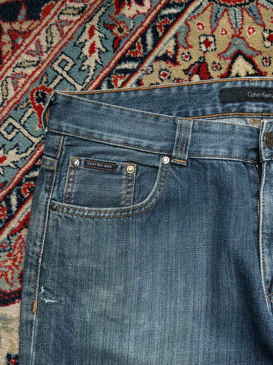 Calvin Klein Washed Blue Straight FIT Denim Jeans