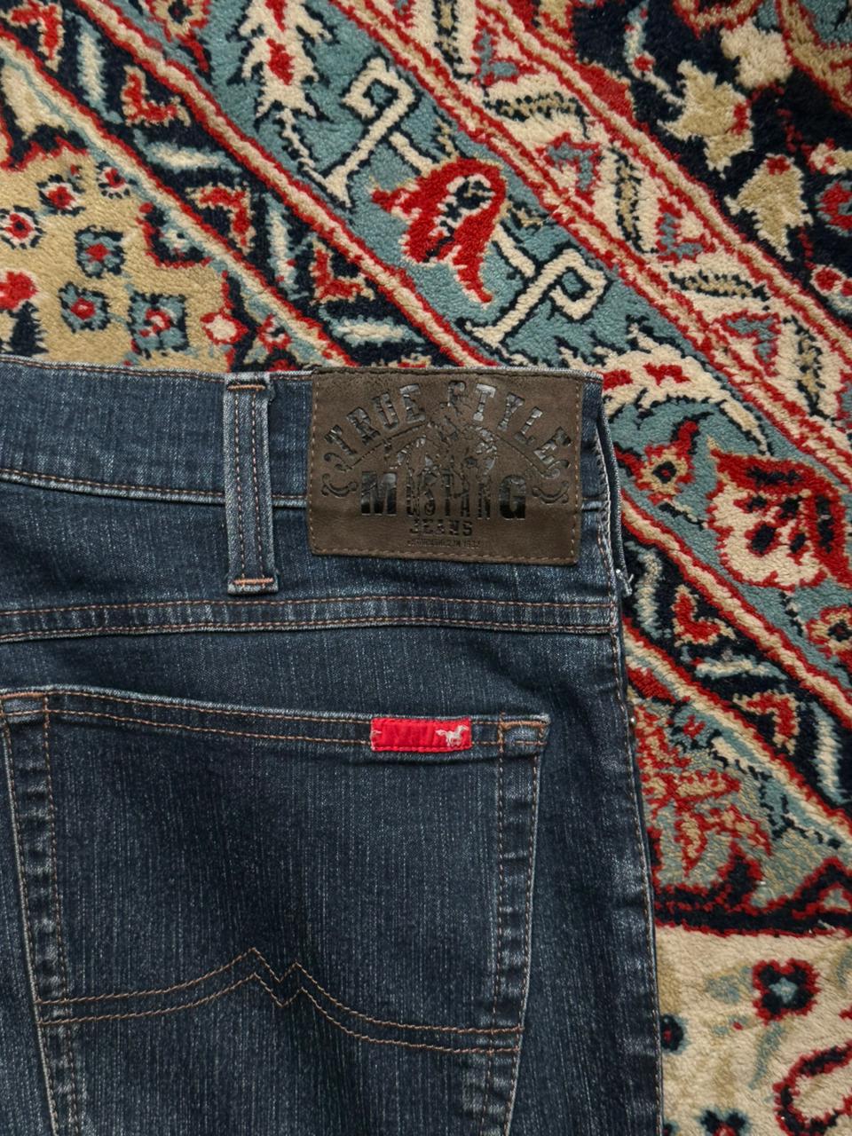 Mustang Dark Wash Non stretchable Straight FIT Denim Jeans