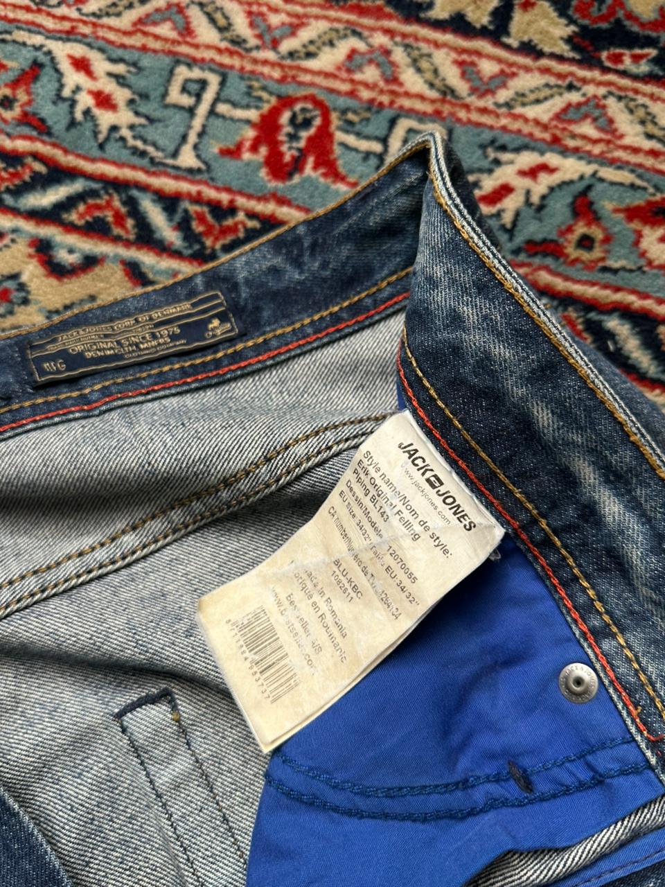 Jack & Jones Erik Original Anti Fit 96(straight fit) Blue Distressed Denim Jeans - 36