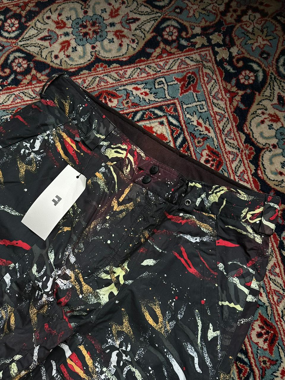BURTON DryRide Snowboarding Black Multi-Color Cargo Pants - 34