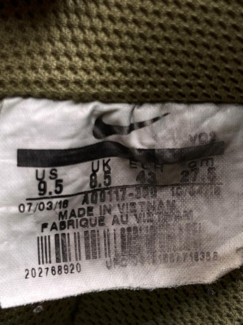 Nike Air Force 1 07 LV8 GREEN GUM