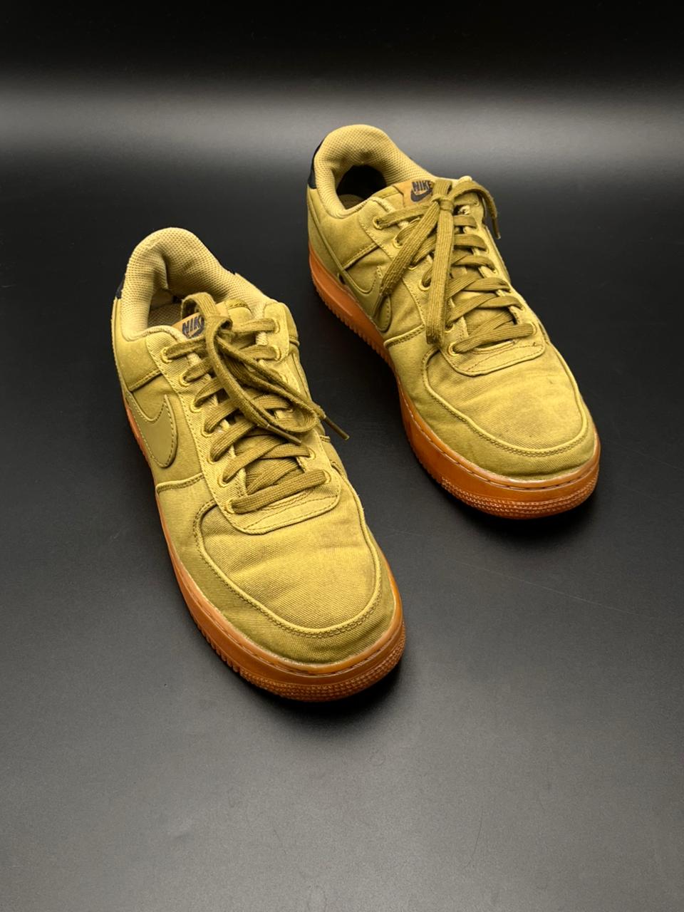 Nike Air Force 1 07 LV8 GREEN GUM