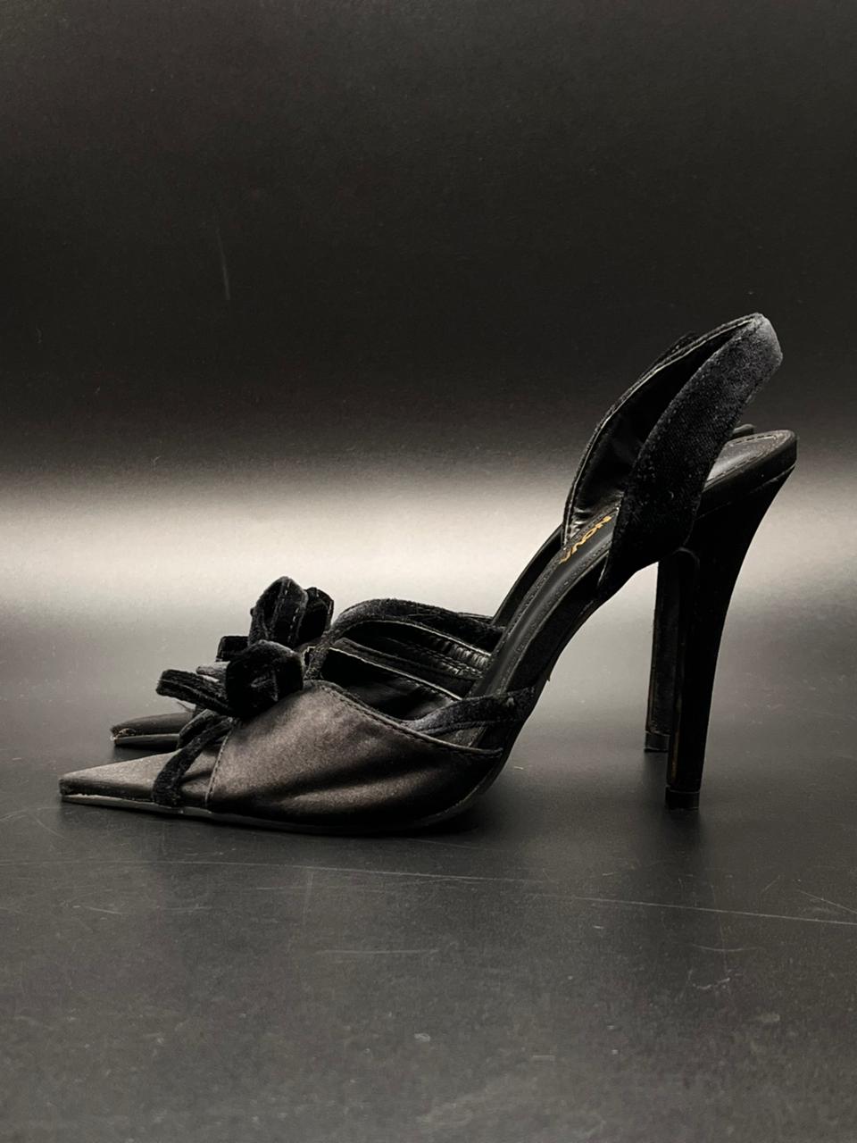 Fashion Nova Butterfly-17 Black Velvet Bow Stiletto Pointed Heels