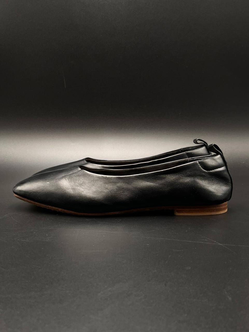 Time and Tru Black Memory Foam Ballet Square Toe