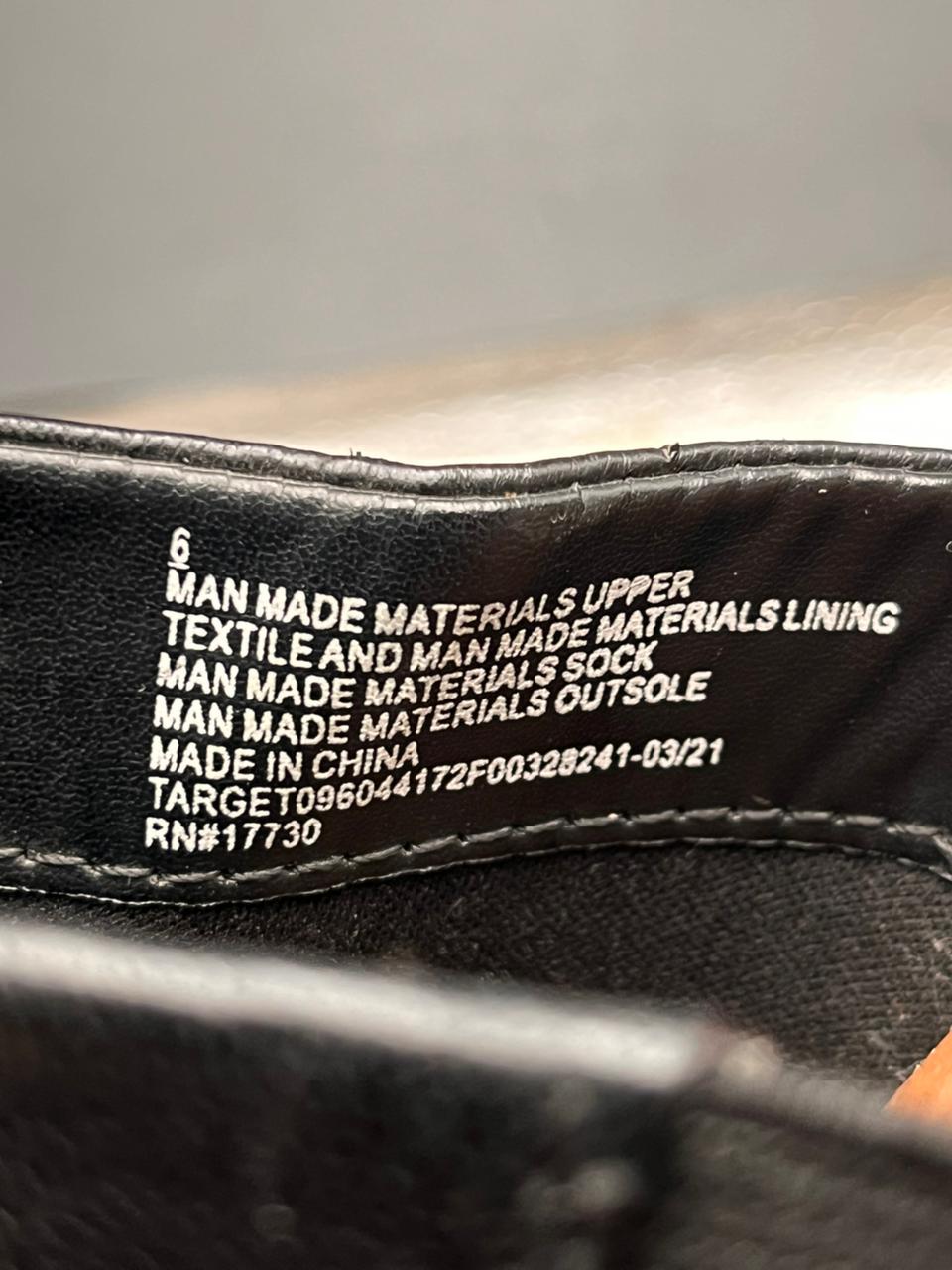 Universal Thread Black Pointed Toe Mules