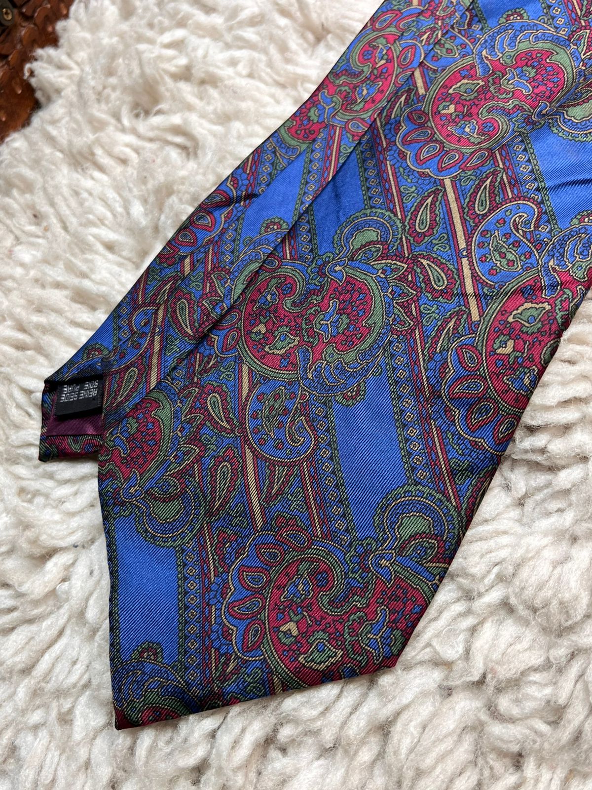 Welch Margetson All Silk Tie Blue Red Paisley Pattern