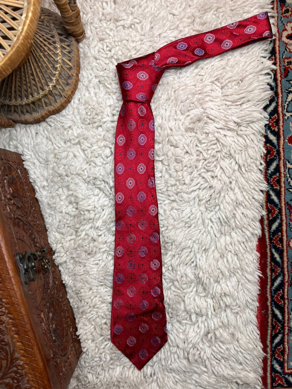 Tasso Elba Geometric Medallion 100% Silk Hand Made TIE