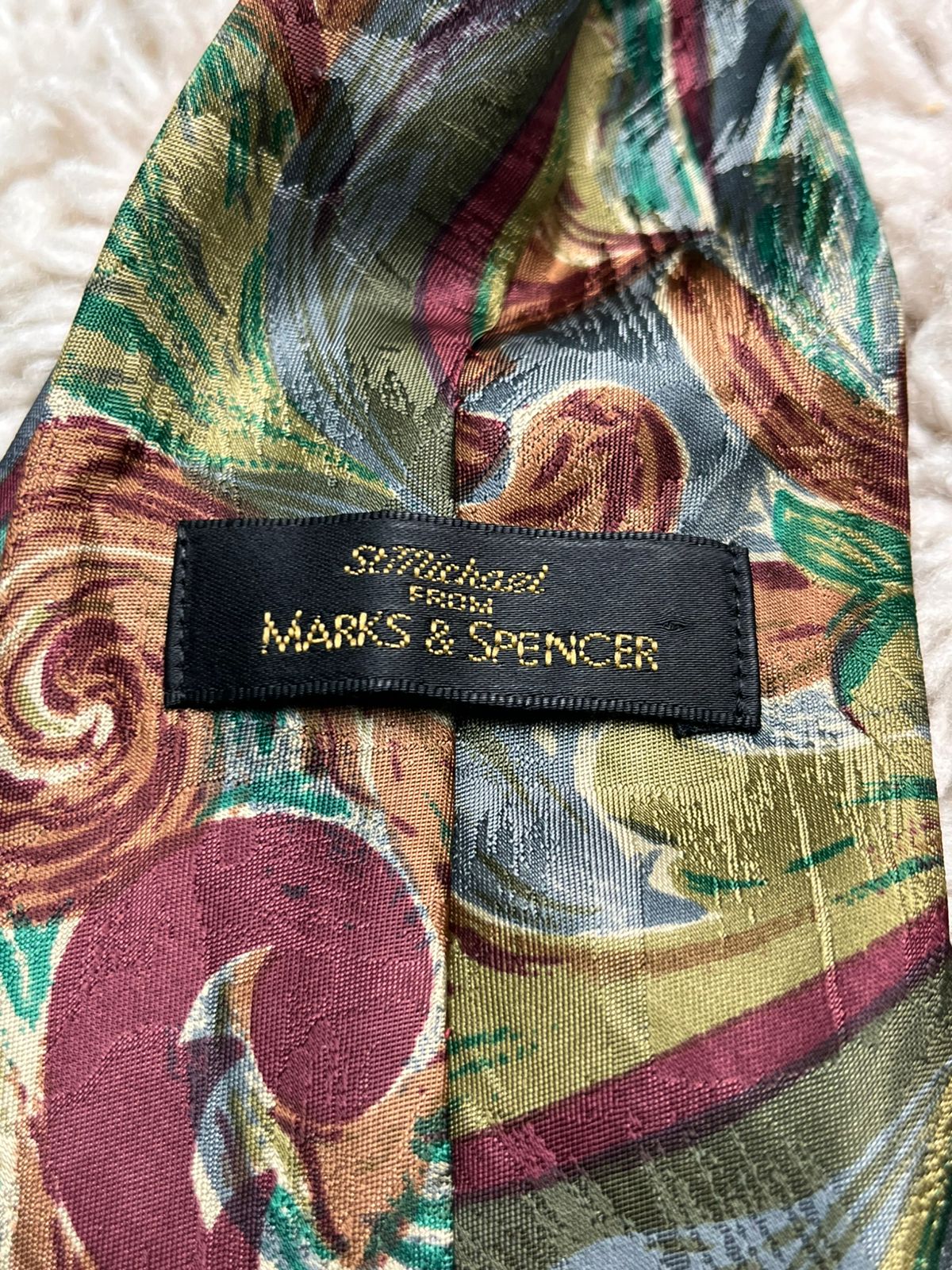 St Michael Marks & Spencer Vtg Grey Red Green Abstract Swirl TIE