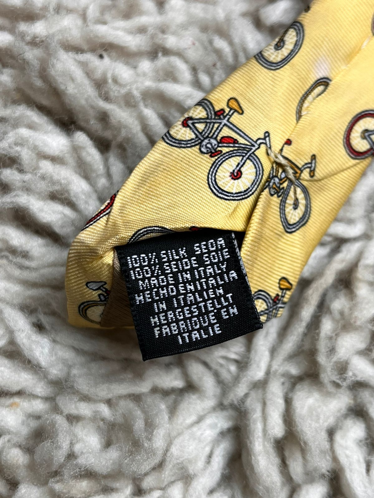 Beaufort The Tie Rack Yellow Novelty Bicycle Bike TIE
