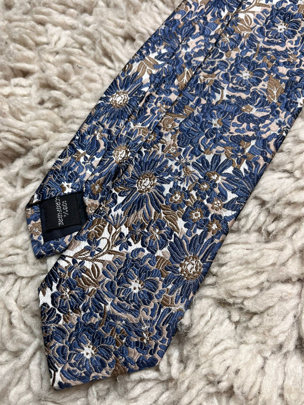 Zazzi Blue Gold Floral Daisy Pattern TIE