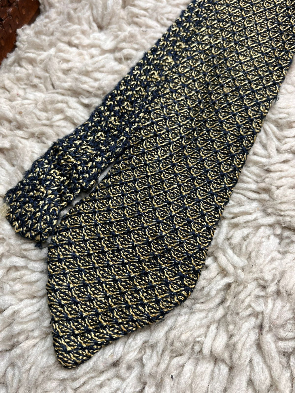 GIORGIO REDAELLI Italy Gold Navy Blue Textured Woven Knit TIE