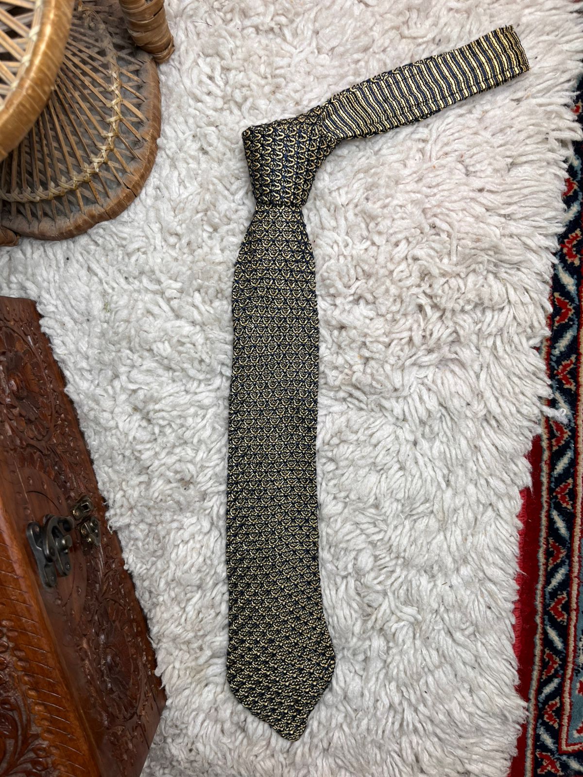 GIORGIO REDAELLI Italy Gold Navy Blue Textured Woven Knit TIE