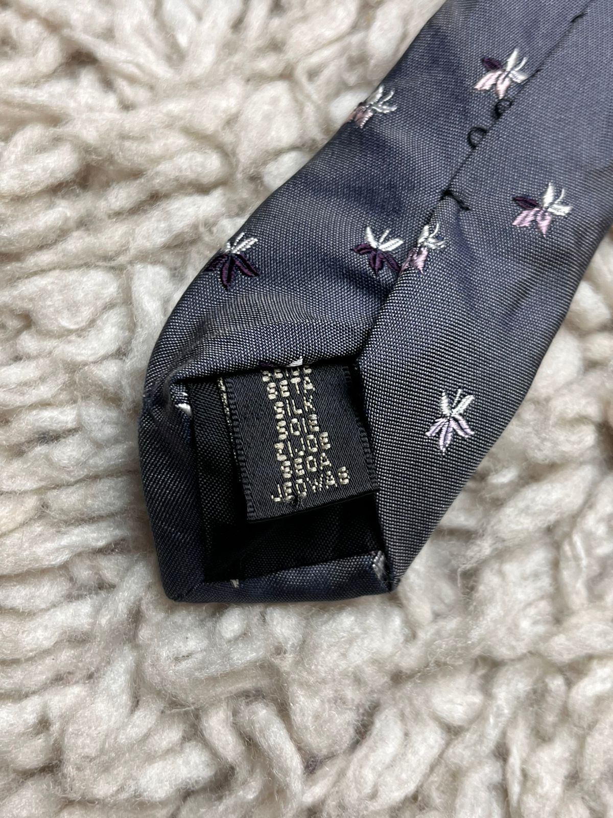 Eterna Excellent Dark Gray Silk Embroidered Floral Star Pattern Tie