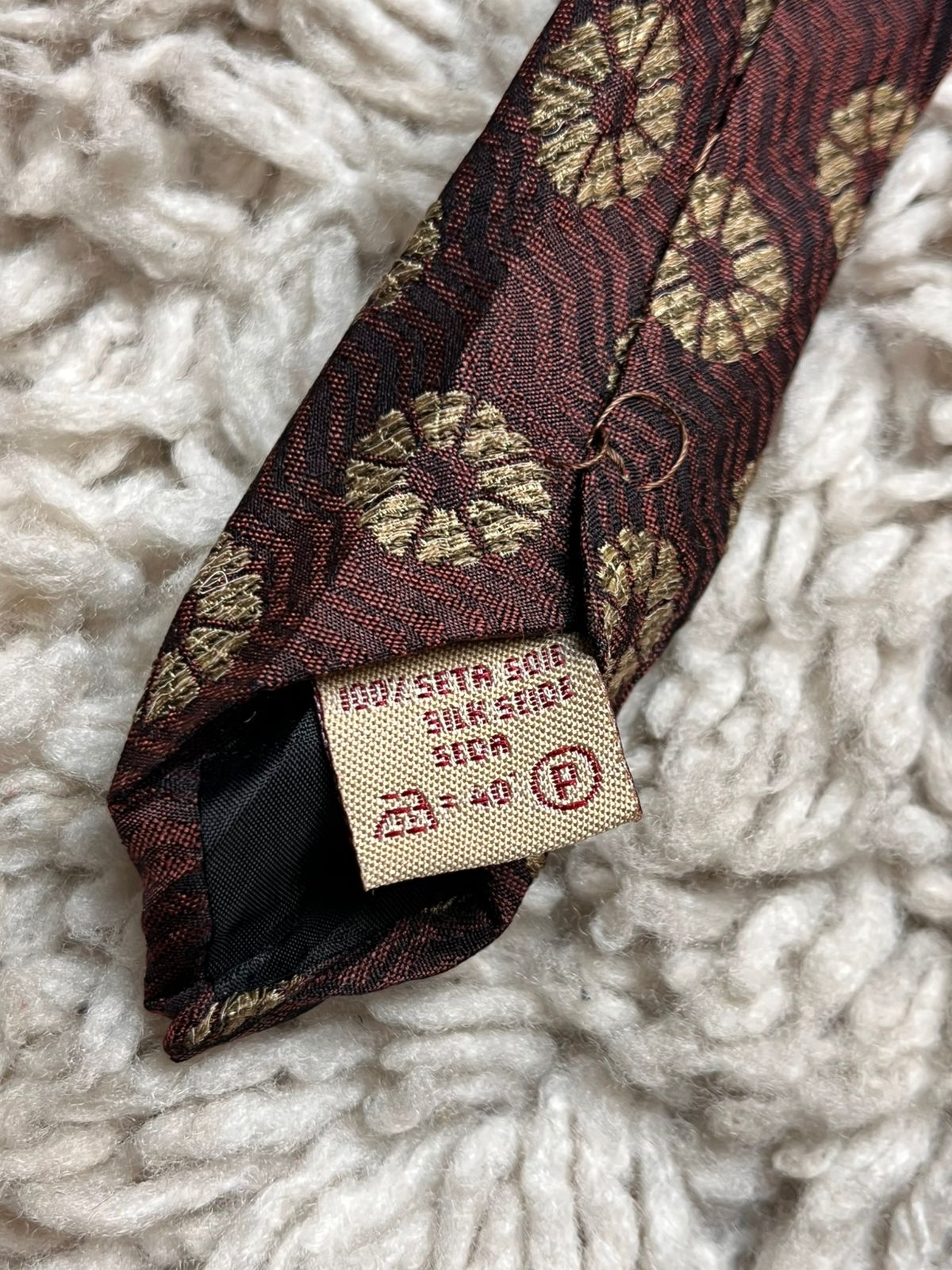 Romeo Gigli Geometric Floral Medallion TIE