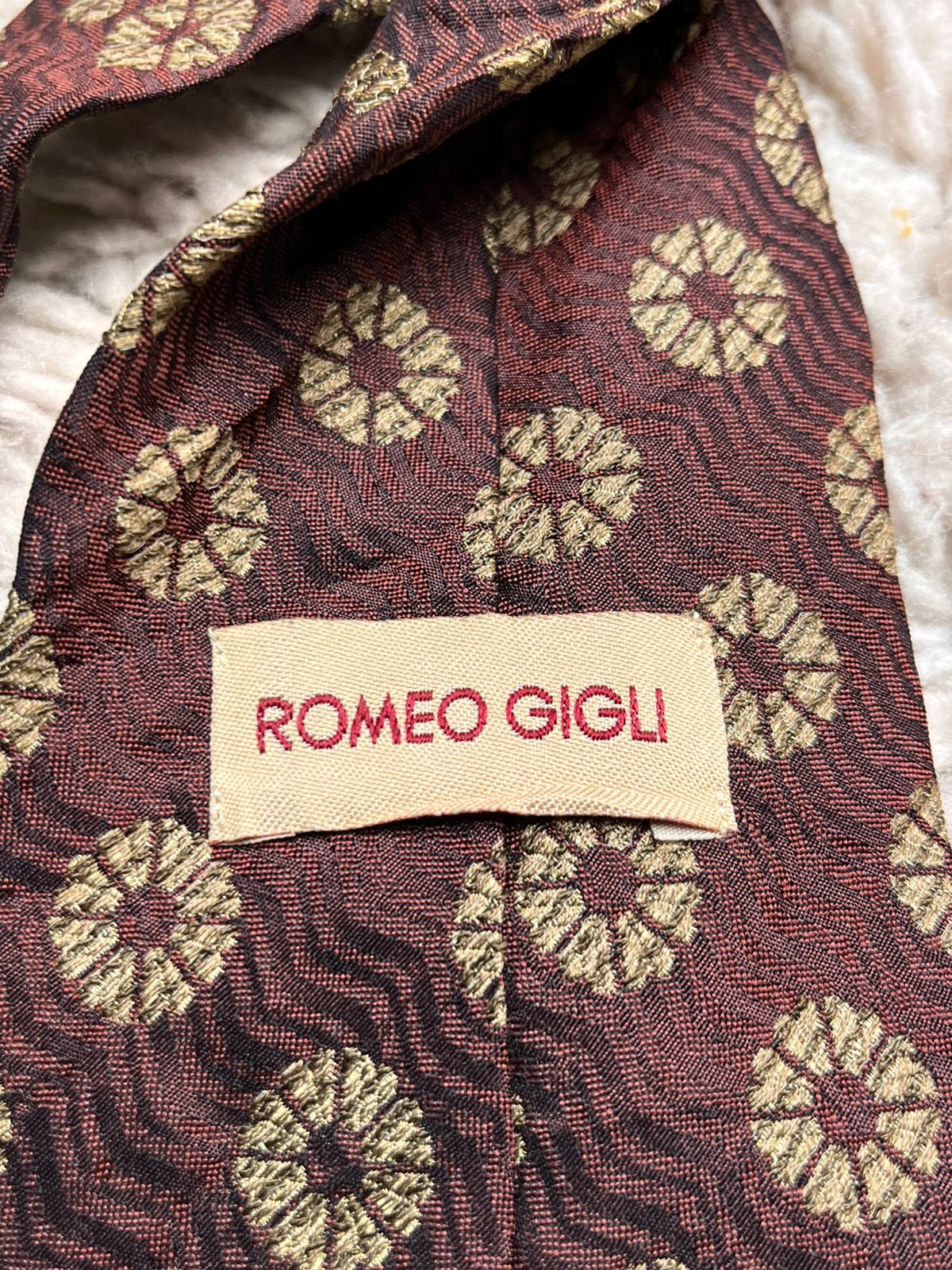Romeo Gigli Geometric Floral Medallion TIE