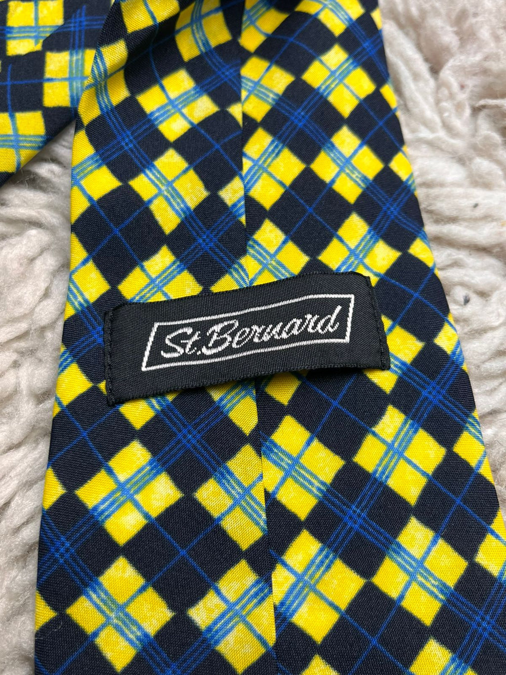 St. Bernard Men's Bold Check Plaid Polyester Patterned TIE