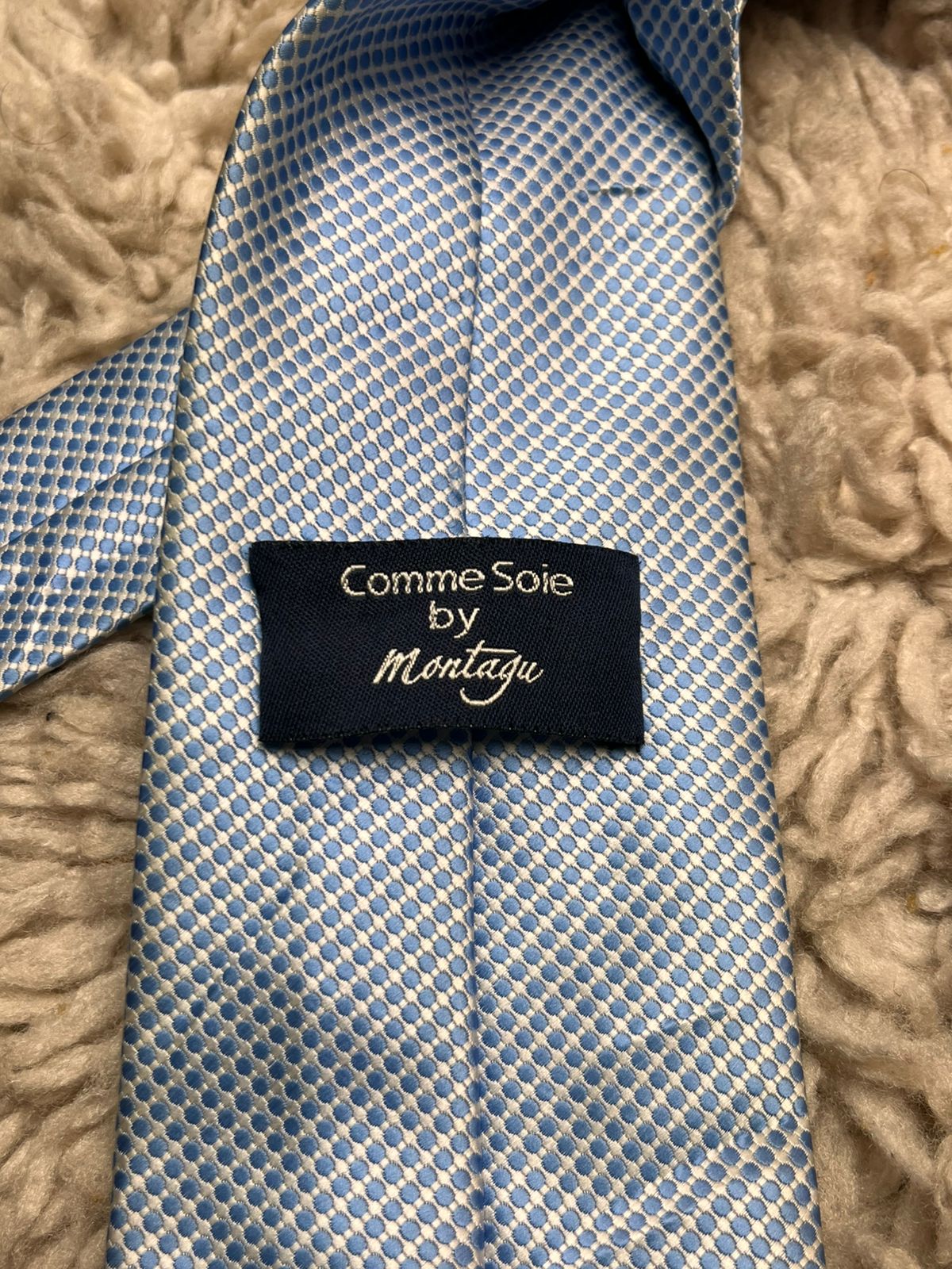 Comme Soie by Montagu Micro Dot Geometric Pattern TIE