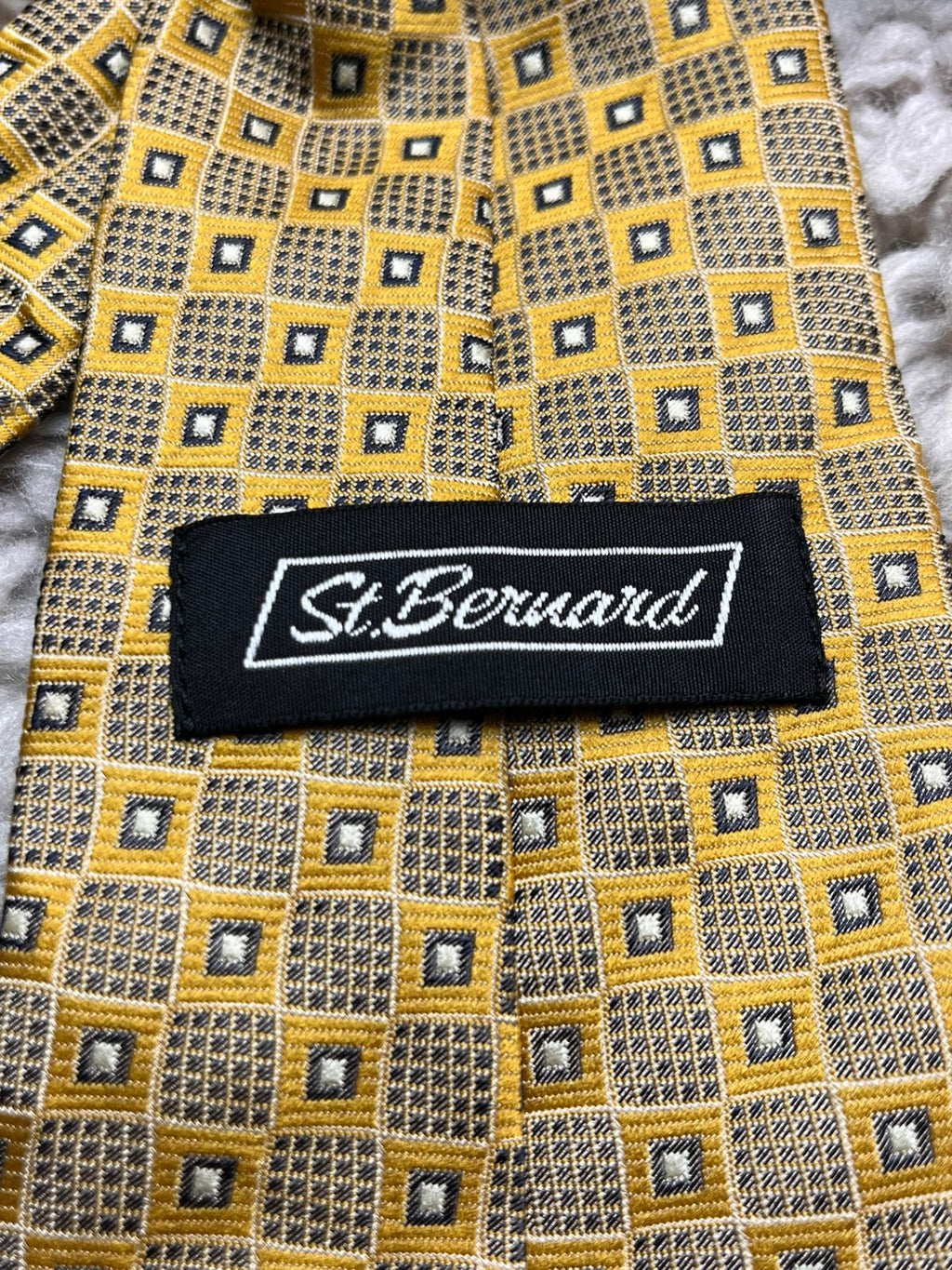 St. Bernard Geometric Square Pattern TIE