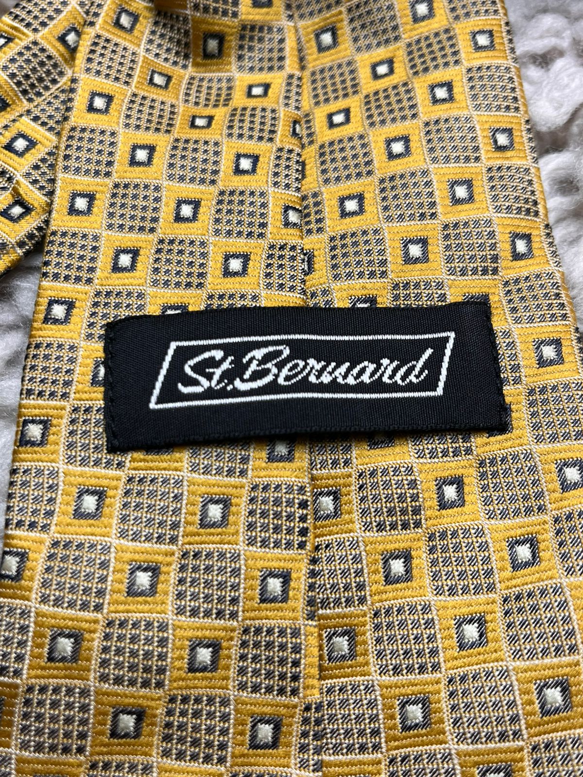 St. Bernard Geometric Square Pattern TIE